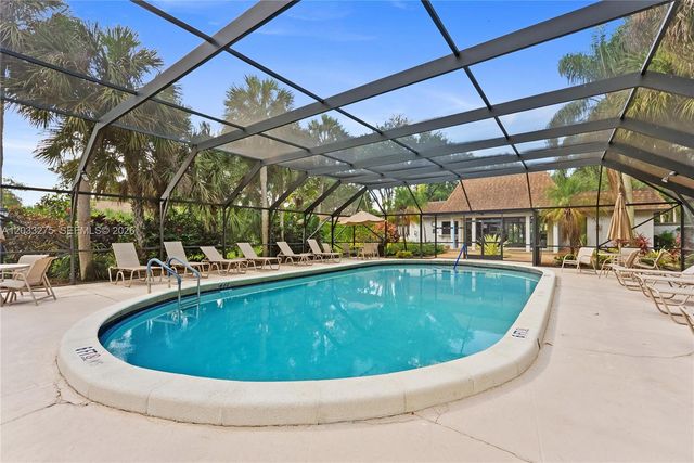 4148 N Palm Forest Drive N, Delray Beach, FL 33445