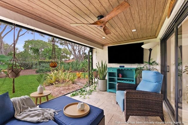 4148 N Palm Forest Drive N, Delray Beach, FL 33445