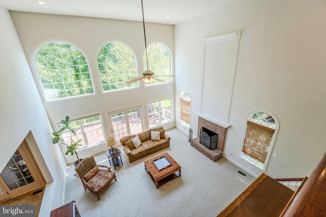 19590 SARATOGA SPRINGS PL, Ashburn, VA 20147