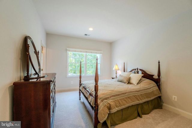 19590 SARATOGA SPRINGS PL, Ashburn, VA 20147