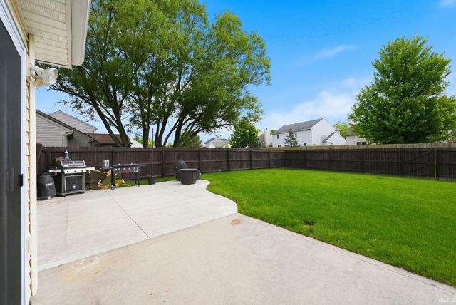 5604 Newland Place, Fort Wayne, IN 46835