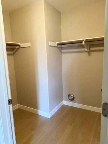 11130 Taloncrest Way 13, San Diego, CA 92126