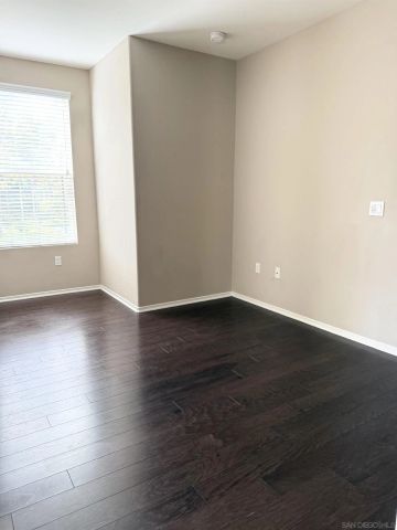 11130 Taloncrest Way 13, San Diego, CA 92126