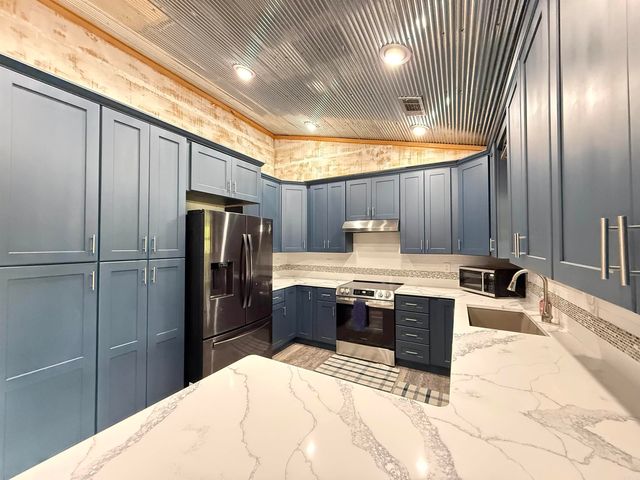 1139 Fayes Forest, Clinton, AR 72031