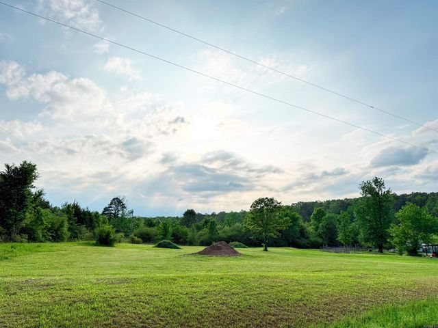 1139 Fayes Forest, Clinton, AR 72031