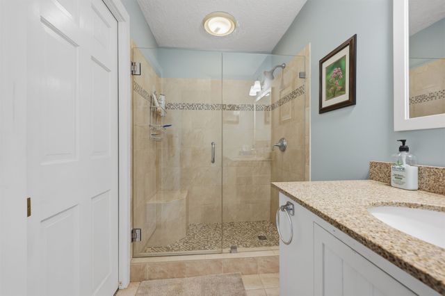 72 Old Northfield Road, Hinsdale, NH 03451