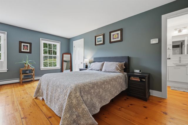 72 Old Northfield Road, Hinsdale, NH 03451