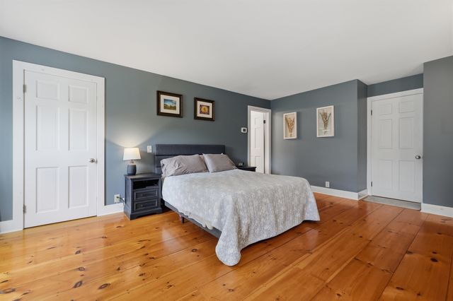 72 Old Northfield Road, Hinsdale, NH 03451