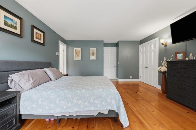 72 Old Northfield Road, Hinsdale, NH 03451
