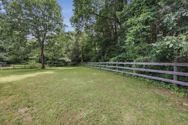 72 Old Northfield Road, Hinsdale, NH 03451