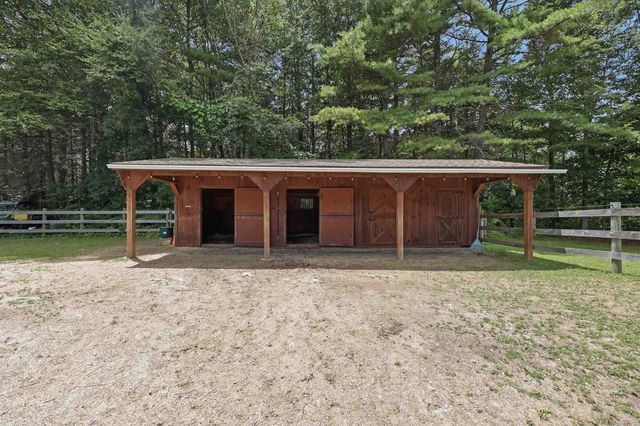 72 Old Northfield Road, Hinsdale, NH 03451