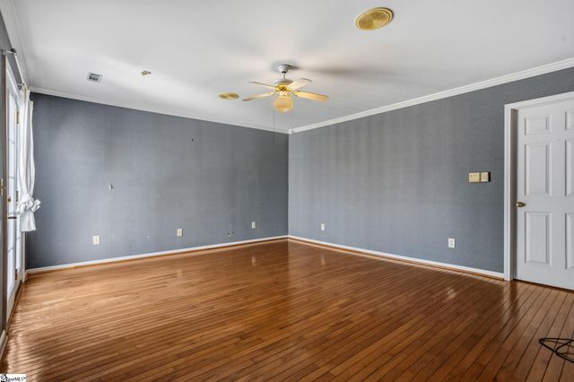 306 Greenview Circle, Greenville, SC 29609