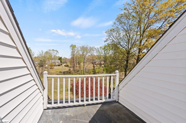 306 Greenview Circle, Greenville, SC 29609