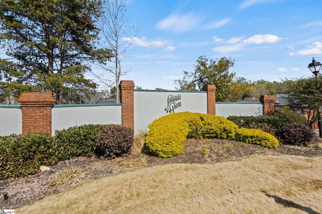 306 Greenview Circle, Greenville, SC 29609
