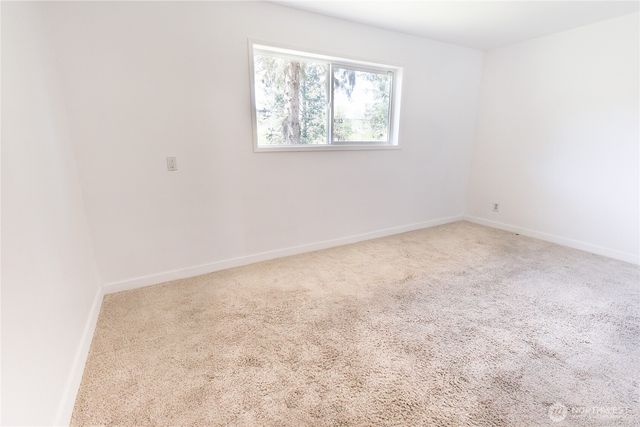 8106 382nd Avenue SE, Snoqualmie, WA 98065