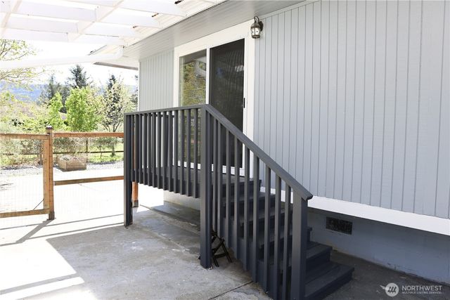 8106 382nd Avenue SE, Snoqualmie, WA 98065