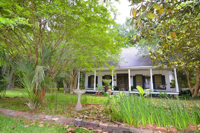 10393 Old Field Rd, St Francisville, LA 70775