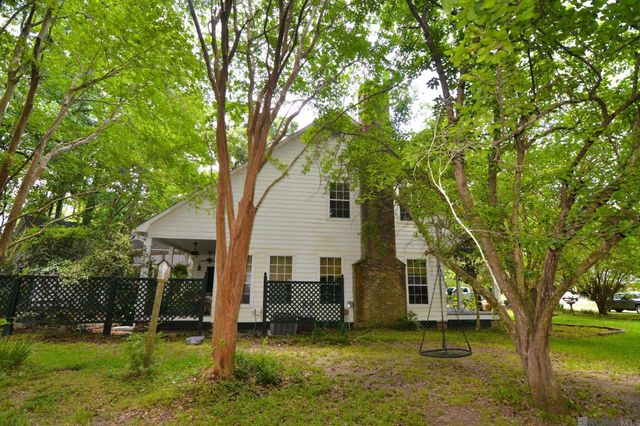 10393 Old Field Rd, St Francisville, LA 70775