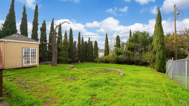 225 Gary Cir, Vallejo, CA 94591