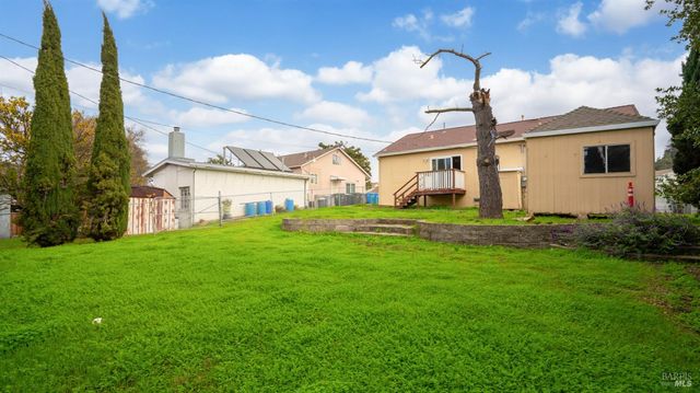 225 Gary Cir, Vallejo, CA 94591