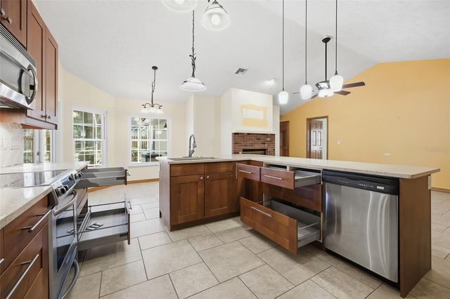 2632 SE 28TH LANE, Ocala, FL 34471