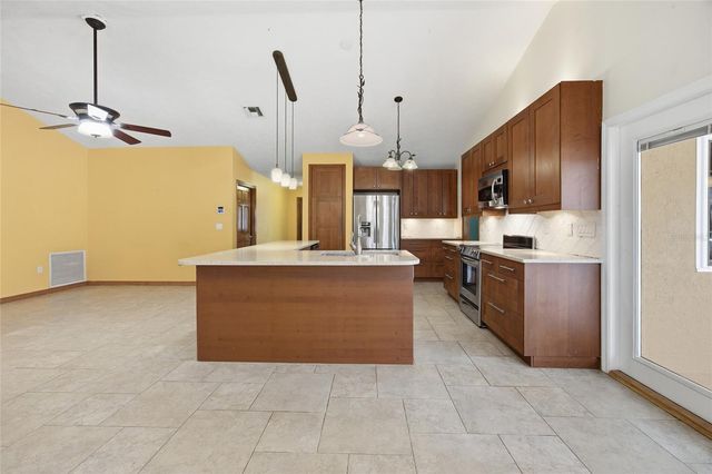 2632 SE 28TH LANE, Ocala, FL 34471