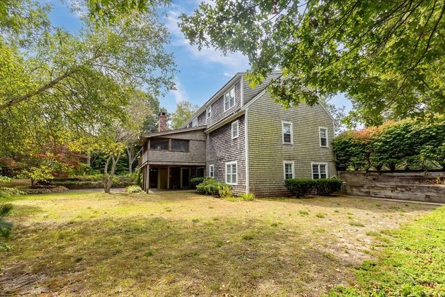 81 Desert Sands Ln, Yarmouth, MA 02675