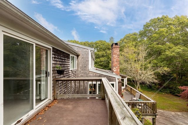 81 Desert Sands Ln, Yarmouth, MA 02675