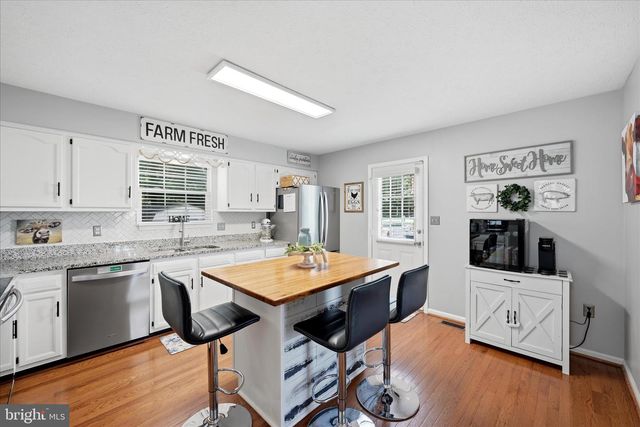 101 CHARLTON RD, Winchester, VA 22602