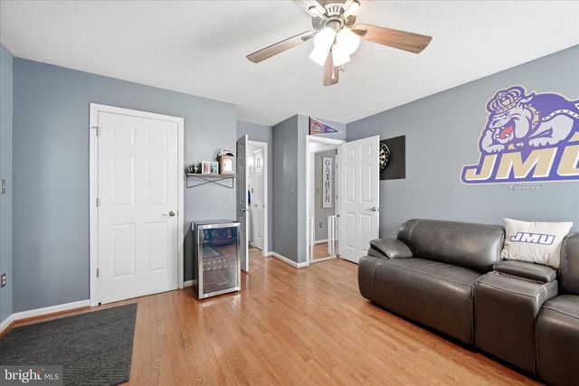 101 CHARLTON RD, Winchester, VA 22602