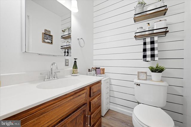 101 CHARLTON RD, Winchester, VA 22602