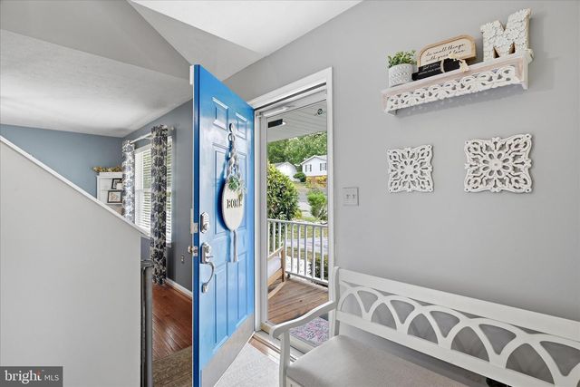 101 CHARLTON RD, Winchester, VA 22602