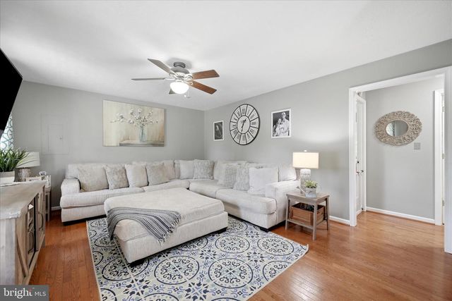101 CHARLTON RD, Winchester, VA 22602