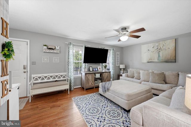 101 CHARLTON RD, Winchester, VA 22602