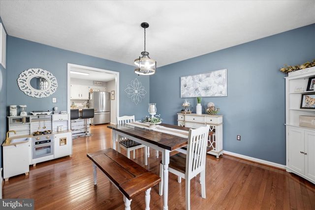 101 CHARLTON RD, Winchester, VA 22602