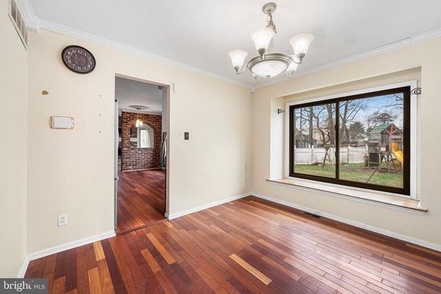 6 TIFFANY PL, Sicklerville, NJ 08081