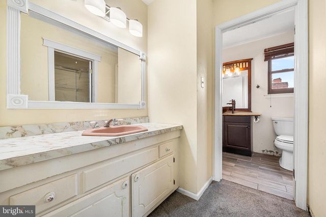 6 TIFFANY PL, Sicklerville, NJ 08081