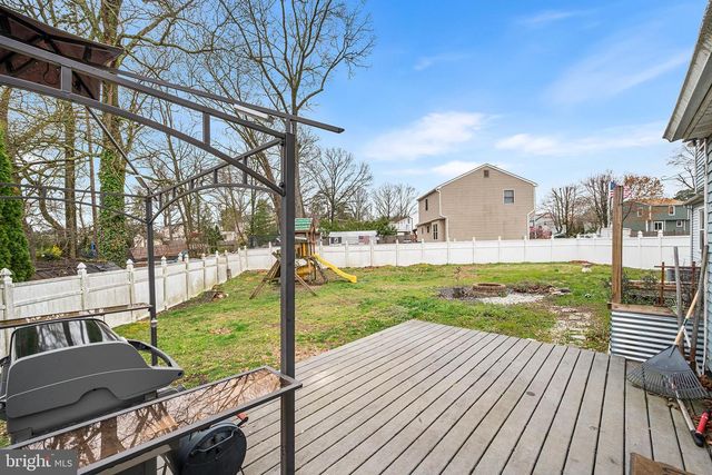 6 TIFFANY PL, Sicklerville, NJ 08081