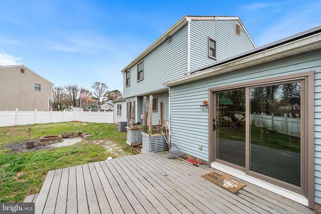 6 TIFFANY PL, Sicklerville, NJ 08081