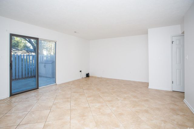 310 75th Ave N Apt 10, Myrtle Beach, SC 29572