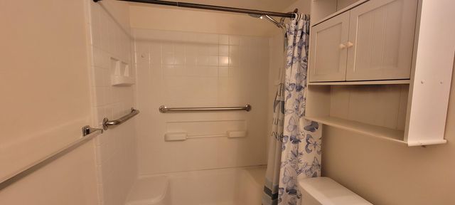 2302 Sunrise Boulevard 1-103, Fort Pierce, FL 34982