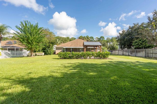 1081 Deer Chase Dr, St Augustine, FL 32086