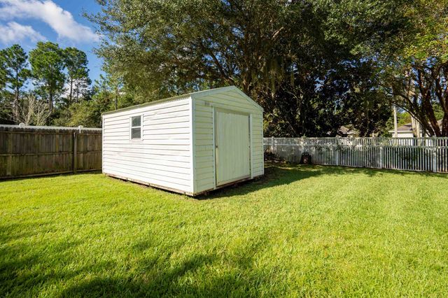 1081 Deer Chase Dr, St Augustine, FL 32086