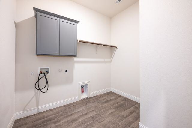 4037 Woodford Drive, Forney, TX 75126