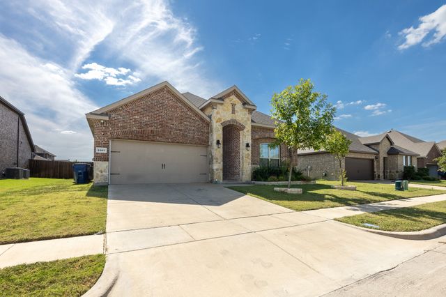 4037 Woodford Drive, Forney, TX 75126