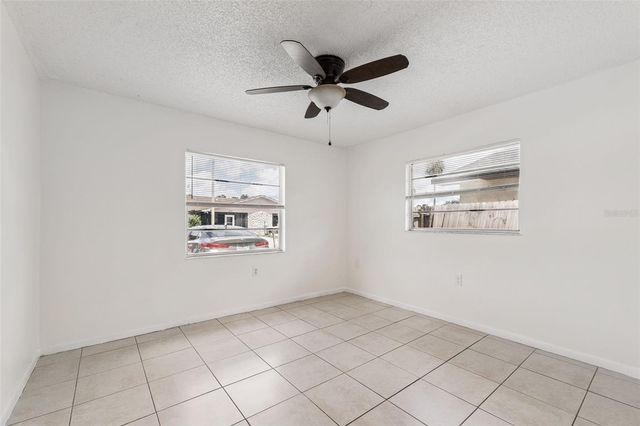 1048 BUCCANEER DRIVE, Lakeland, FL 33801