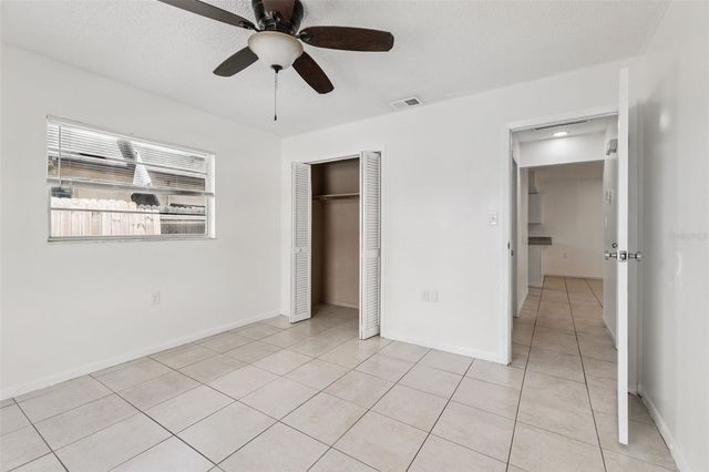 1048 BUCCANEER DRIVE, Lakeland, FL 33801