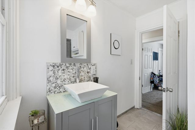 14837 Ashton Road, Detroit City, MI 48223