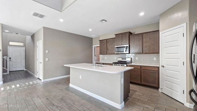 8851 S 165TH Avenue, Goodyear, AZ 85338