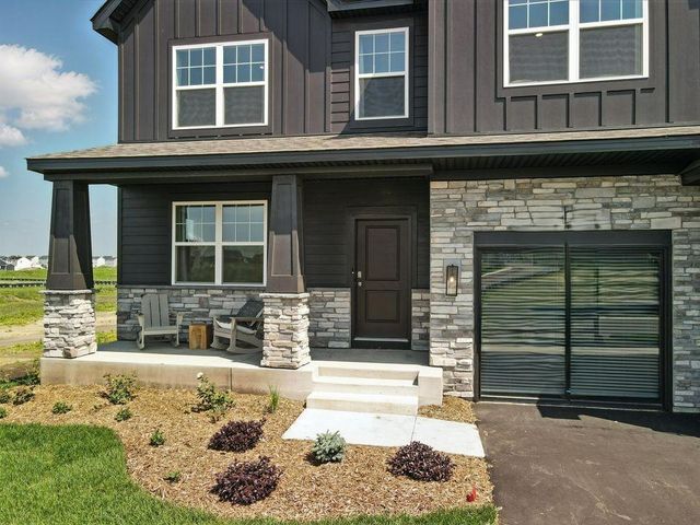 13375 Applewood Trail, Rosemount, MN 55068